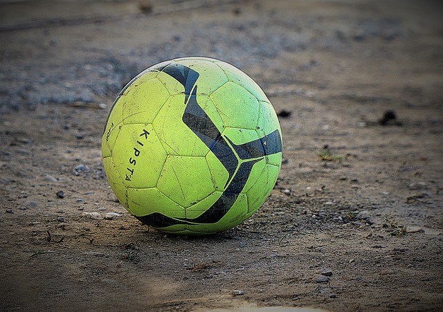 策略调整将 策略调整将